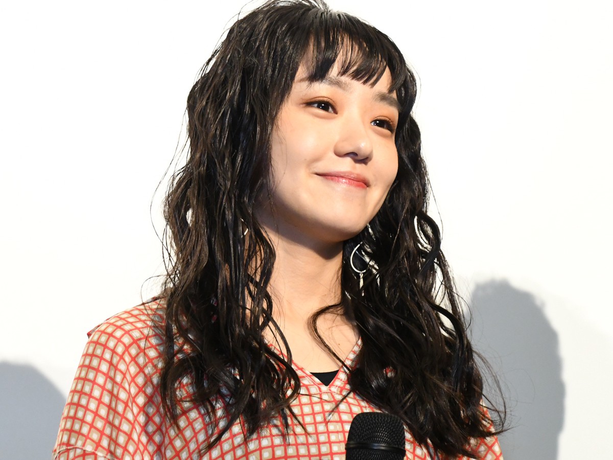 奈緒、“特別な劇場”で初主演映画上映に「とても幸せな気持ちです」