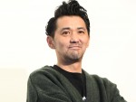 村上淳、映画『ハルカの陶』公開記念舞台あいさつに登場