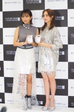 「BEAUTY BASE by Kao」オープン記念イベントに登場した（左から）夏菜、堀田茜