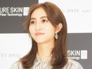 「BEAUTY BASE by Kao」オープン記念イベントに登場した堀田茜