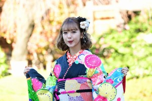 2020年オスカープロモーション晴れ着撮影会に登場した藤田ニコル