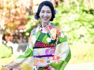 2020年オスカープロモーション晴れ着撮影会に登場した是永瞳