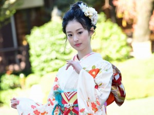 2020年オスカープロモーション晴れ着撮影会に登場した井本彩花