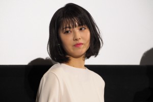 映画『屍人荘の殺人』謎解きイベントに登場した浜辺美波