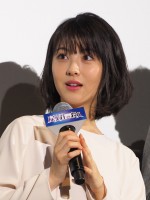 映画『屍人荘の殺人』謎解きイベントに登場した浜辺美波