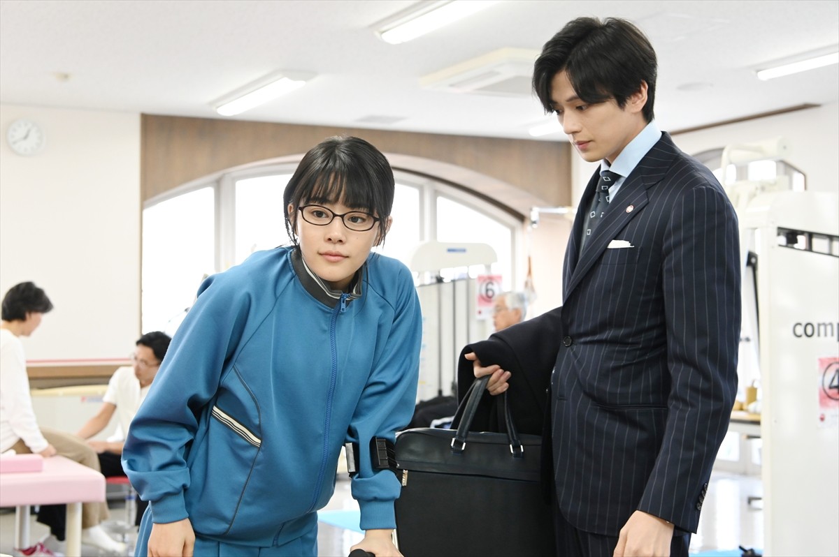 『同期のサクラ』 9ヵ月の眠りから目覚めた高畑充希のリハビリ姿解禁