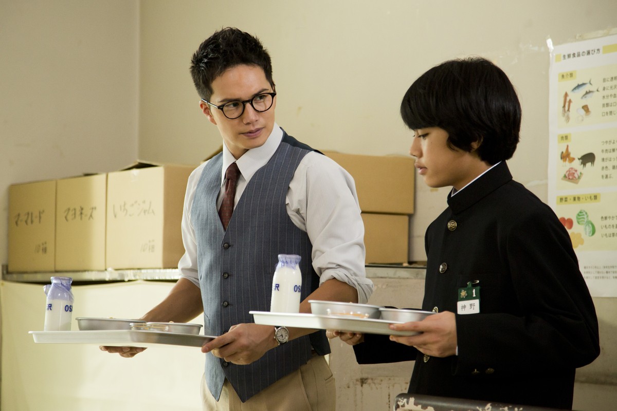 市原隼人のぶっ飛び演技爆発！『おいしい給食』映画版映像、初解禁