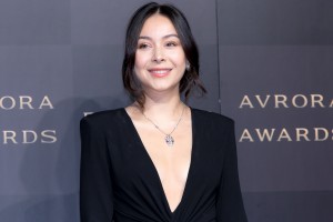 「BVLGARI AVRORA AWARDS 2019」フォトコールに登場したエレナ・アレジ・後藤