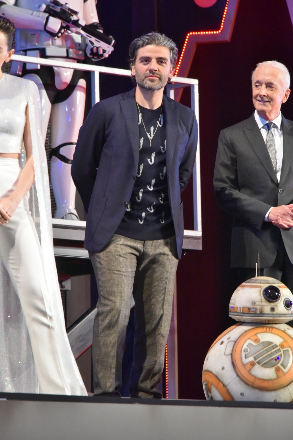 『スター・ウォーズ』キャストが来日！ デイジー・リドリーが日本語で盛り上げ