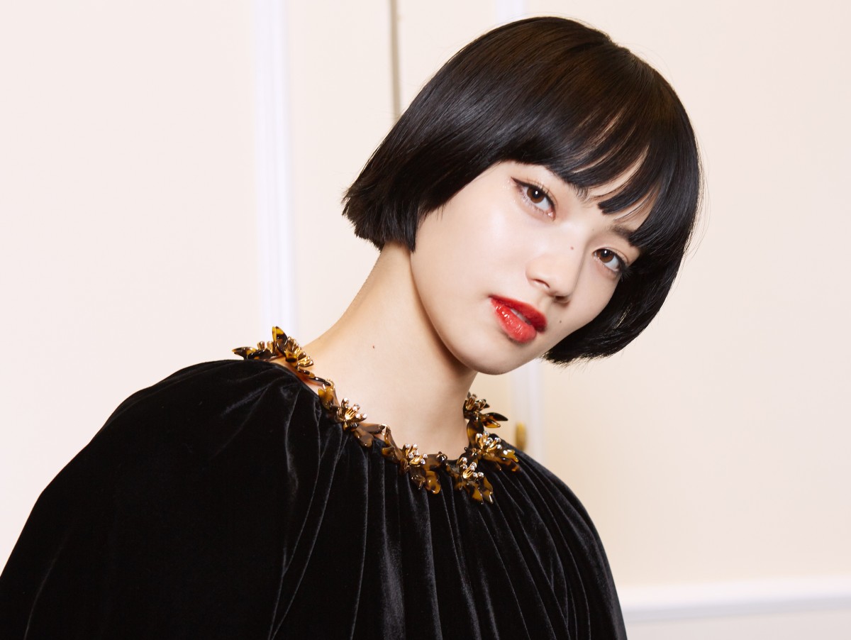 小松菜奈、「世界で最も美しい顔2019」にノミネート