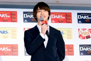 「ダースの日」PRイベントに登場した横浜流星