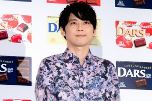 「ダースの日」PRイベントに登場した梶裕貴