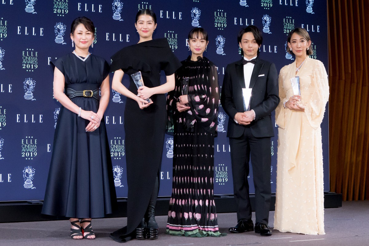 中村倫也、佐久間由衣に「僕、竹馬に乗ってもそんなにスタイリッシュにならない」