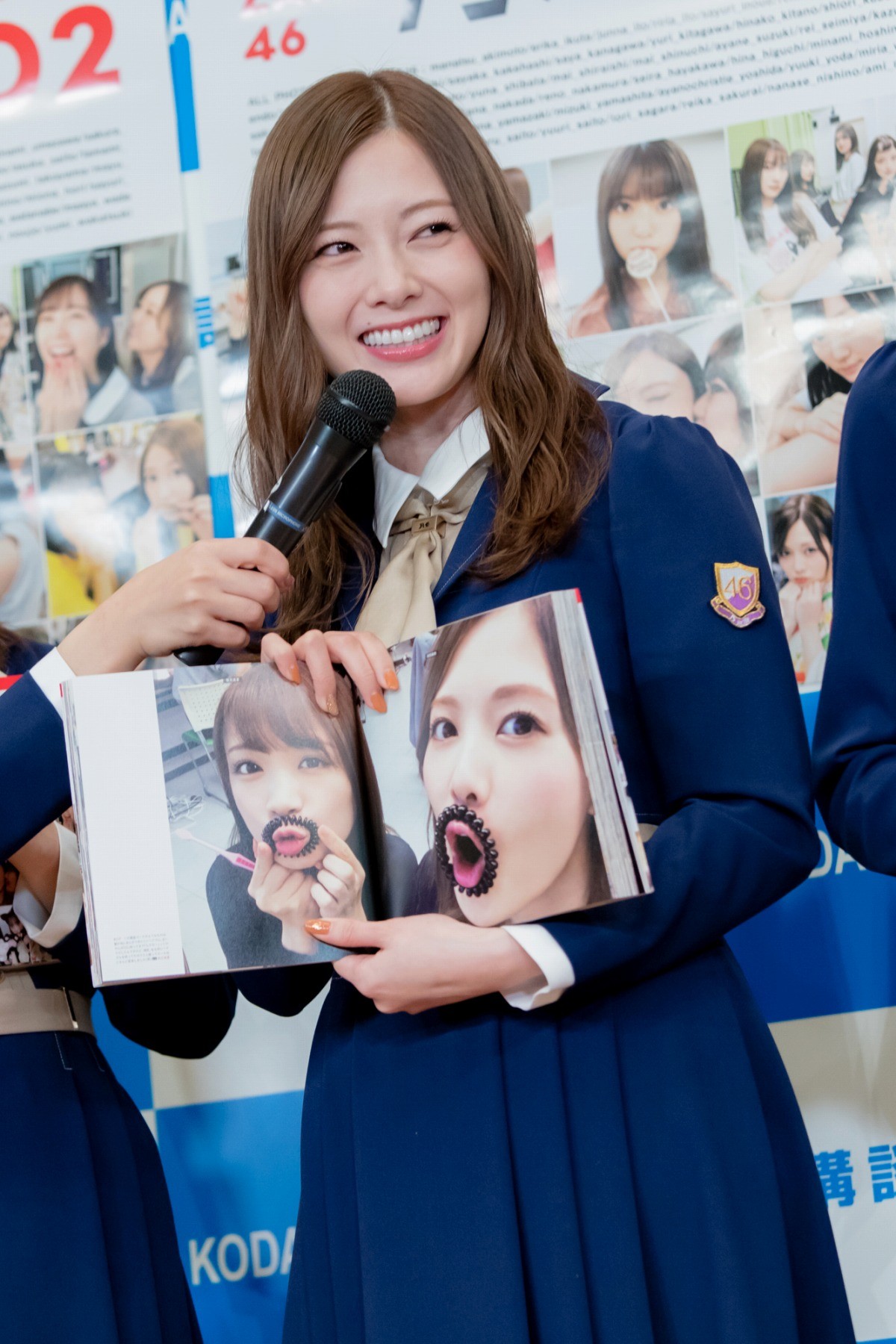 乃木坂46・白石麻衣、秋元真夏は「プロっぽい」 写真を絶賛
