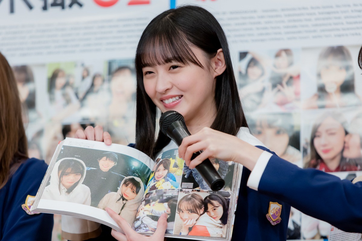 乃木坂46・白石麻衣、秋元真夏は「プロっぽい」 写真を絶賛