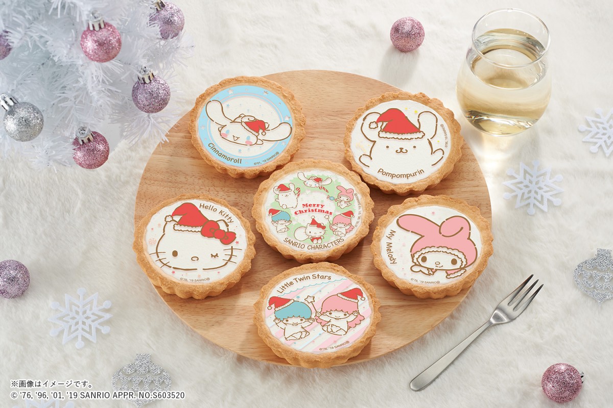 サンリオキャラクターズがデザインされたクリスマスタルト