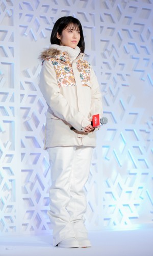 JR SKISKI キャンペーン 記者発表会に登場した浜辺美波