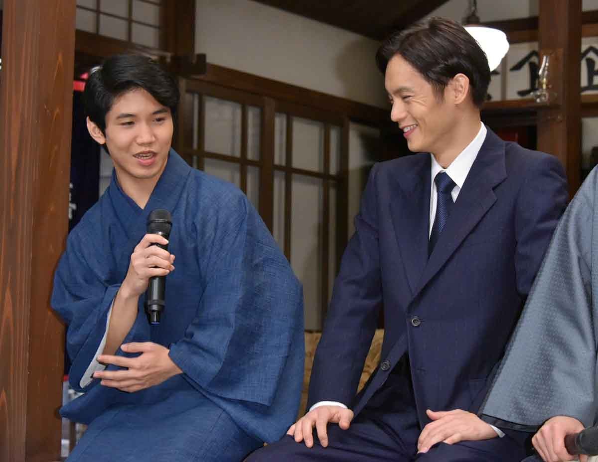 次期朝ドラ主演の窪田正孝、唐沢寿明からエール「もっともっと主役を」