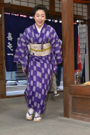 連続テレビ小説『エール』スタジオ取材会に登場した菊池桃子