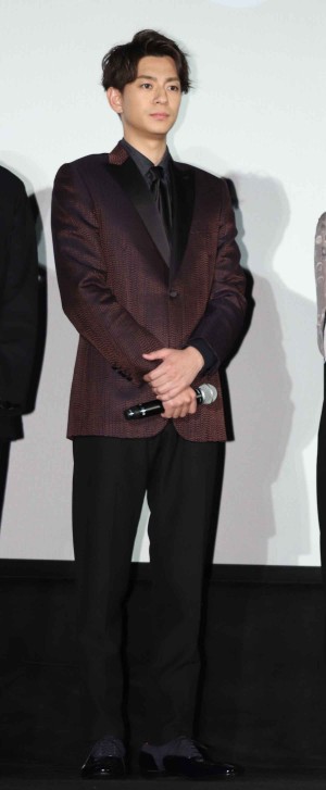 スペシャルドラマ『教場』舞台あいさつに登場した三浦翔平