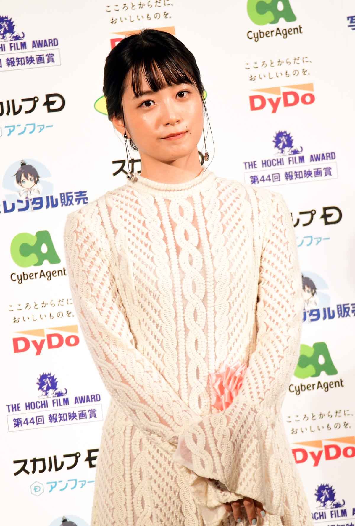 長澤まさみ、報知映画賞で『セカチュー』を回想「重みにすごくびっくりした」