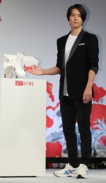 ONITSUKA TIGER×TOMOHISA YAMASHITA 70th ANNIVERSARY コラボレーションシューズ発表会に登場した山下智久