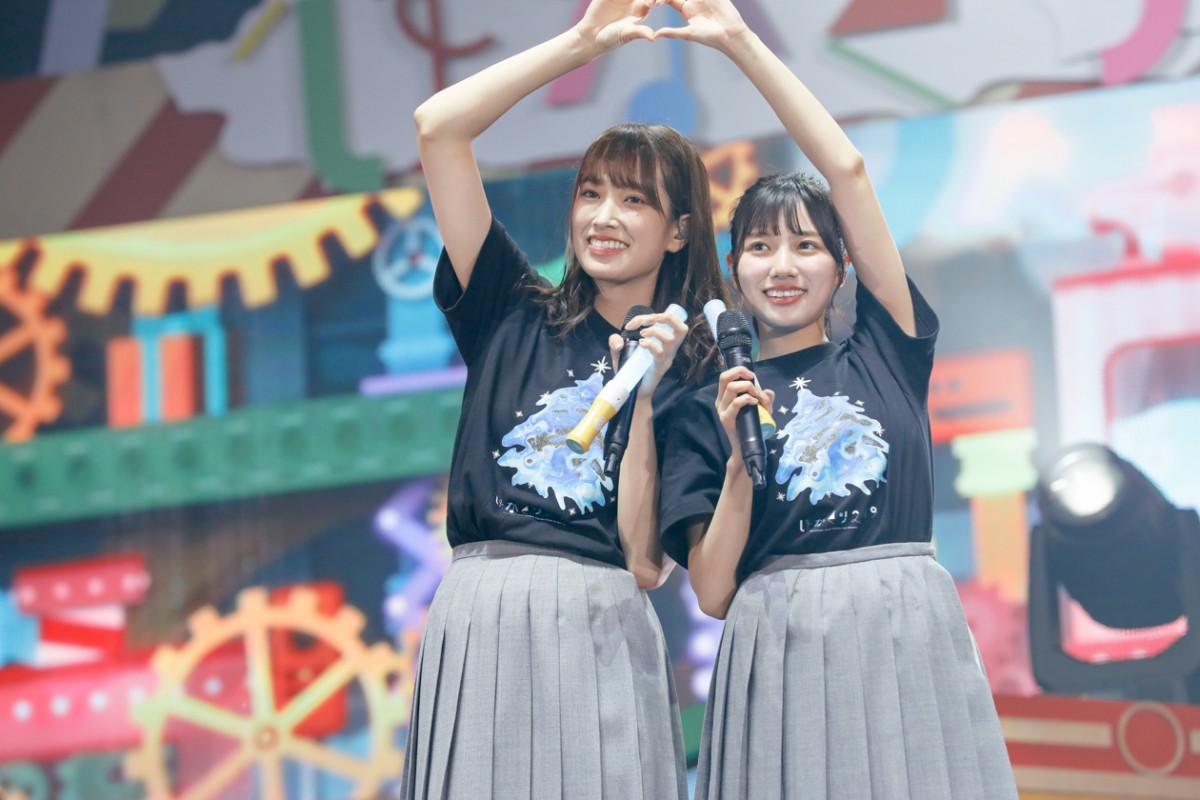 日向坂46、かわいすぎるサンタ衣装で4万人魅了「ひなくり2019」