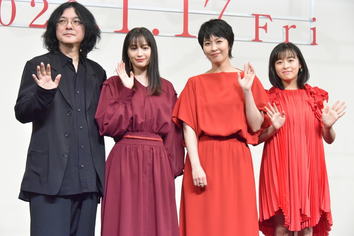 広瀬すず、森七菜からの“告白”に照れ笑い「ドキドキしちゃって」