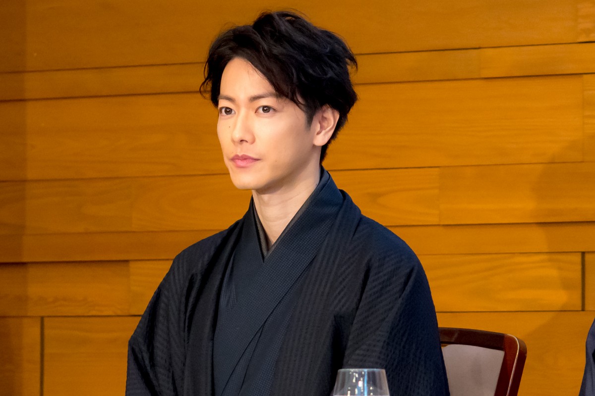 綾瀬はるか、久々の“ぎぼむす”撮影に「頭の先から爪先まで緊張感がありました」