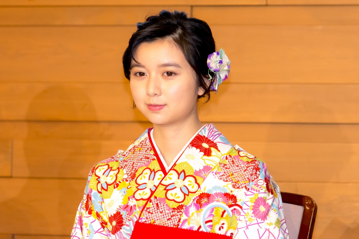 綾瀬はるか、久々の“ぎぼむす”撮影に「頭の先から爪先まで緊張感がありました」