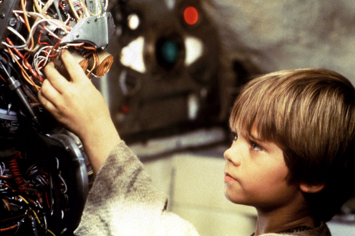 『スター・ウォーズ』全作に出演したアンソニー・ダニエルズがC‐3POに贈る言葉に涙