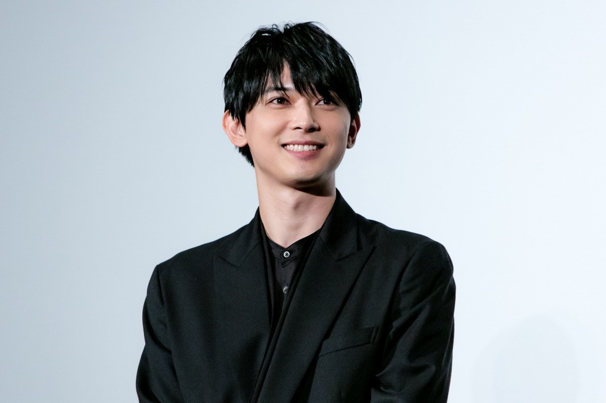吉沢亮、イケメンの自覚は「小学5年生」 ポン・ジュノ監督「4年生までなぜ気付かなかったのか」