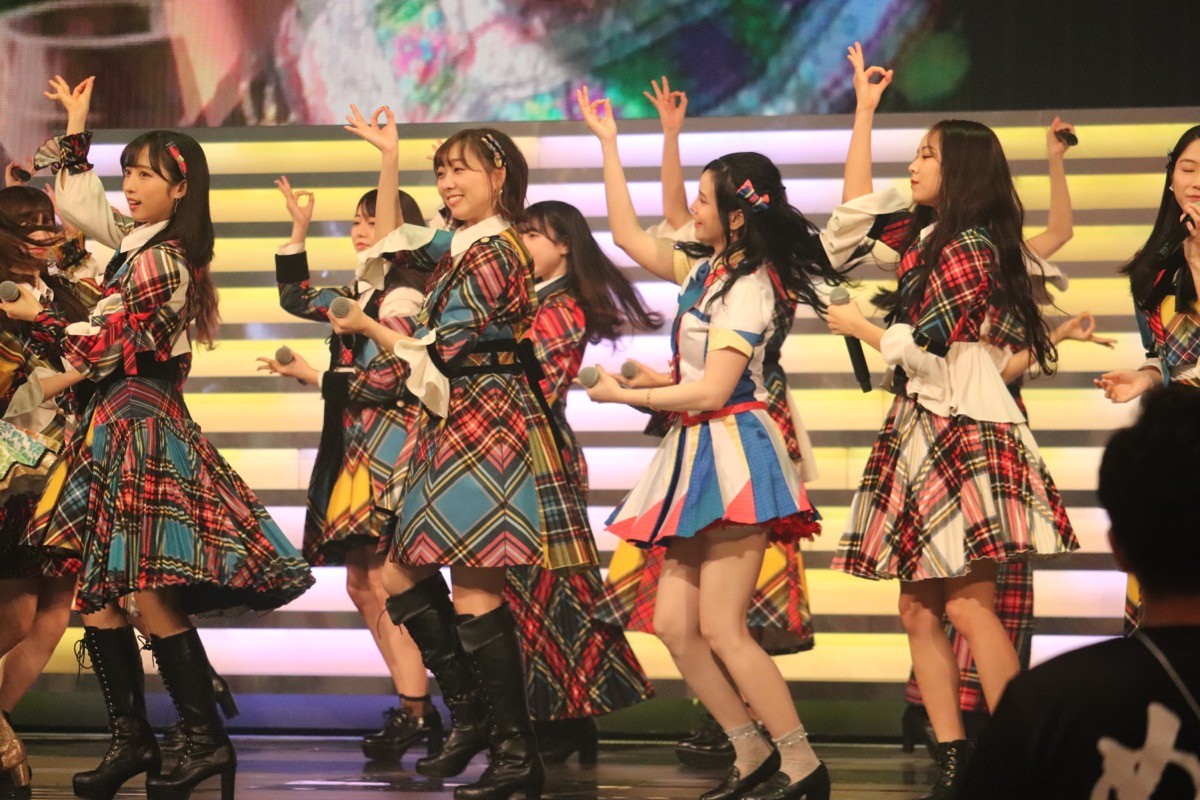 ＜紅白歌合戦＞AKB48・柏木由紀、指原の衣装でリハ 「恋チュン」へ意気込み明かす