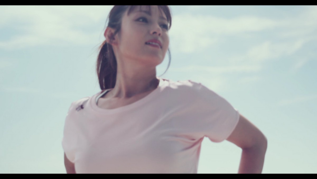 深田恭子、汗を流す姿が美しい　トレーニング風景収めた動画公開