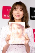 衛藤美彩フォトブック『Decision』刊行記念発表会に登場した衛藤美彩