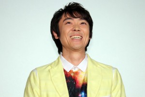 『映画 おかあさんといっしょ　すりかえかめんをつかまえろ！』プレミア上映会舞台あいさつに登場した小林よしひさ