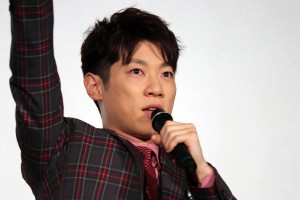 『映画 おかあさんといっしょ　すりかえかめんをつかまえろ！』プレミア上映会舞台あいさつに登場した横山だいすけ