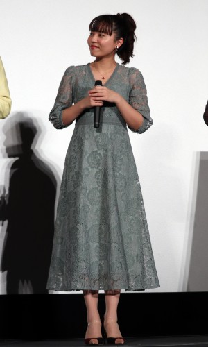 『映画 おかあさんといっしょ　すりかえかめんをつかまえろ！』プレミア上映会舞台あいさつに登場した上原りさ