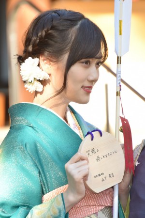 乃木坂46 新成人メンバー成人式に登場した山下美月