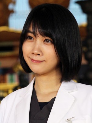 金曜ドラマ『病室で念仏を唱えない でください』制作発表会見に登場した松本穂香