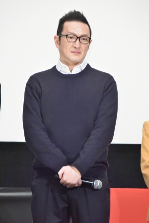 映画『シグナル100』完成披露会見に登場した中村獅童