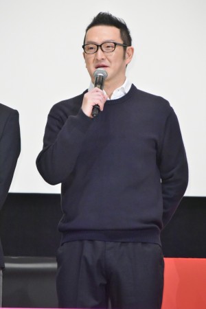 映画『シグナル100』完成披露会見に登場した中村獅童