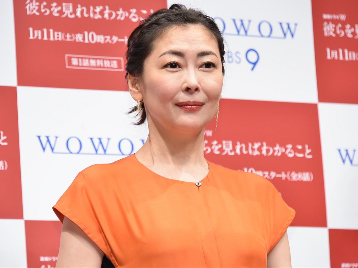 中山美穂、長野博からの「素敵」に「困ります」と赤面