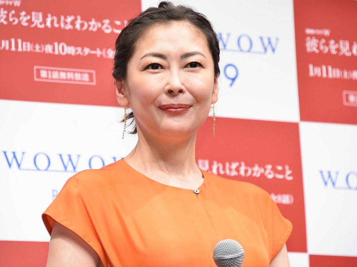 中山美穂、長野博からの「素敵」に「困ります」と赤面