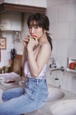 【写真】田中みな実、写真集50万部突破！ セクシーすぎる新カットも解禁