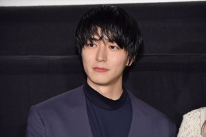 映画『シライサン』初日舞台あいさつに登場した稲葉友