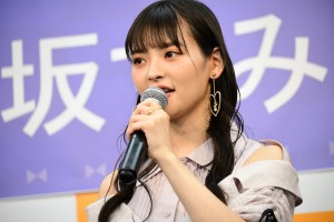 『すみれいろ』発売記念会見を行った上坂すみれ