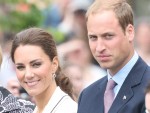【写真】キャサリン妃、子どもたちとのふれ合いで輝くほほ笑み　ウィリアム王子と公務へ