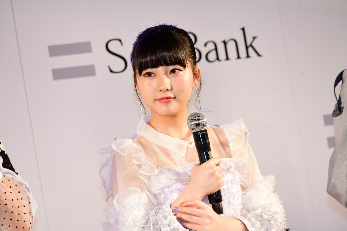 AKB48・柏木由紀、VR映像で“超神席”を体験「めちゃ近いです！」