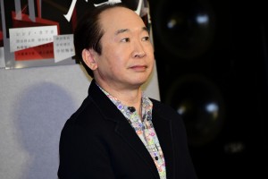 ドラマ10『ハムラアキラ～世界で最も不運な探偵～』出演者会見に登場した中村梅雀